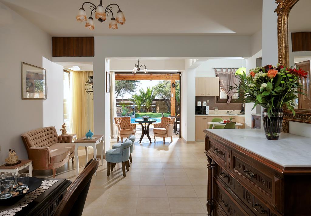 Villa Feronia Hersonissos  Exteriör bild